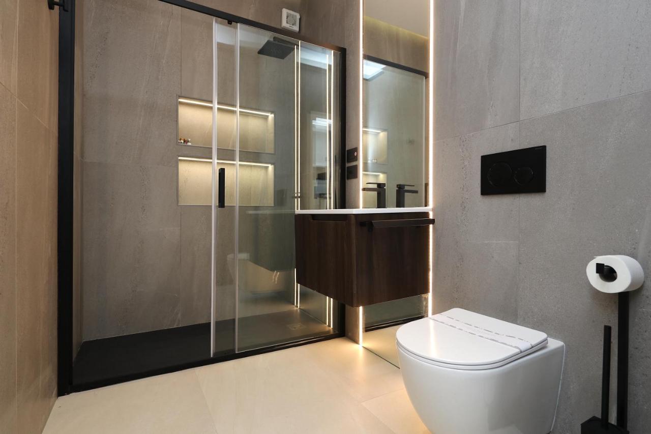 Renovated & Fully Equipped-Luxurious-2Room Fontana Suite, It Just Doesn'T Get Any Better! Olbia Exteriér fotografie